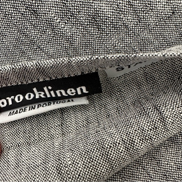 Brooklinen Washed European Linen Pillowcase Set Fog Chambray Grey Standard Size - Picture 5 of 6